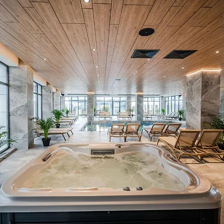 Luxury 140 In Odyssey Pool & Spa-parking Apartment *